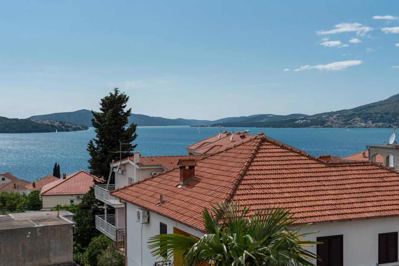 Villa Eight By Villa Kuzmanic Trogir Eksteriør bilde