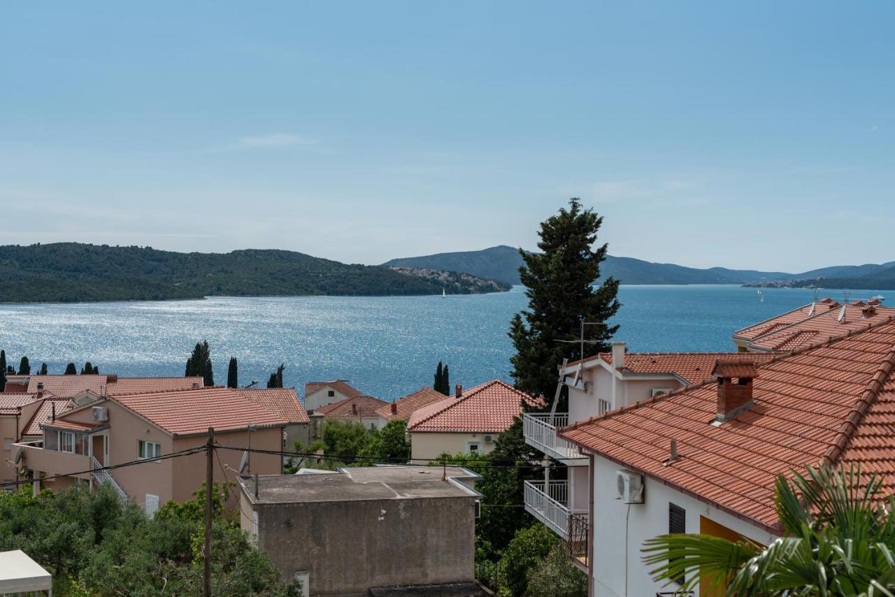 Villa Eight By Villa Kuzmanic Trogir Eksteriør bilde